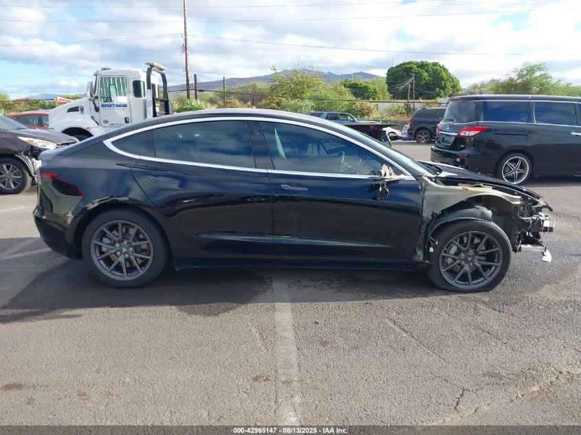 2018 Tesla Model 3 Long Range/Mid Range VIN: 5YJ3E1EA1JF173633 Lot: 42965147