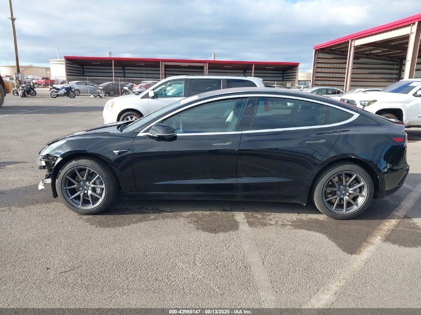 2018 Tesla Model 3 Long Range/Mid Range VIN: 5YJ3E1EA1JF173633 Lot: 42965147