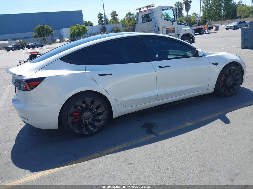 5YJ3E1ECXNF295799 2022 TESLA MODEL 3 photo no. 4