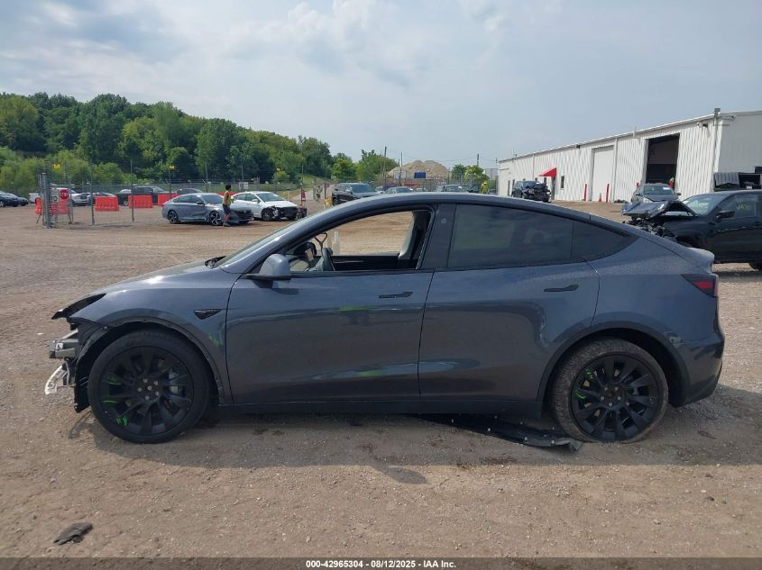 2023 Tesla Model Y Awd/Long Range Dual Motor All-Wheel Drive VIN: 7SAYGDEE8PF893950 Lot: 42965304