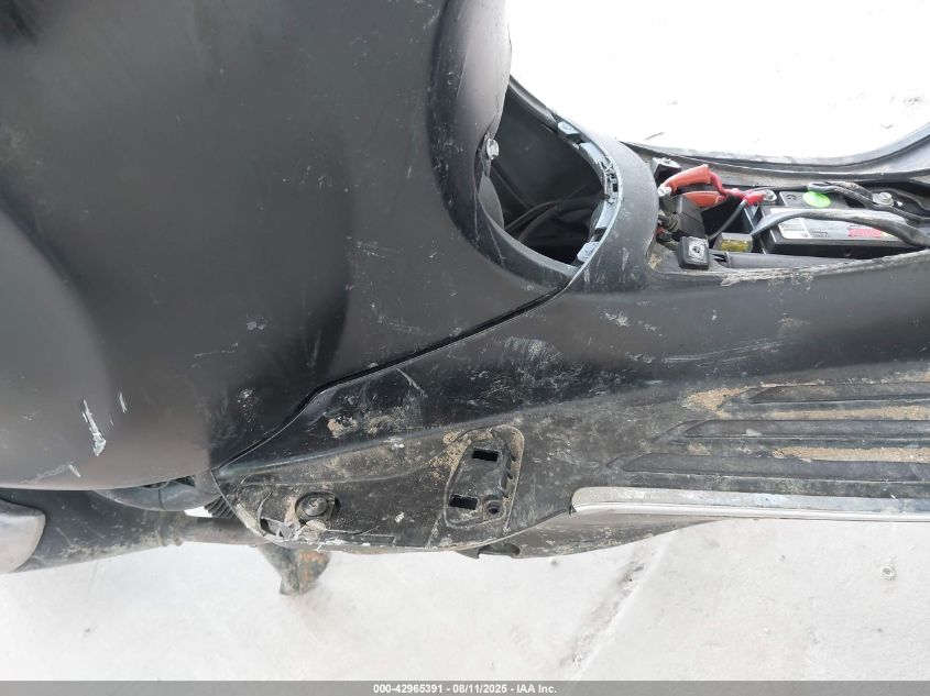 2021 Vespa Primavera/Sprint 50 VIN: ZAPCA06B4M5102329 Lot: 42965391