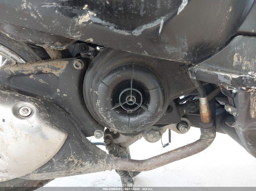 2021 Vespa Primavera/Sprint 50 VIN: ZAPCA06B4M5102329 Lot: 42965391