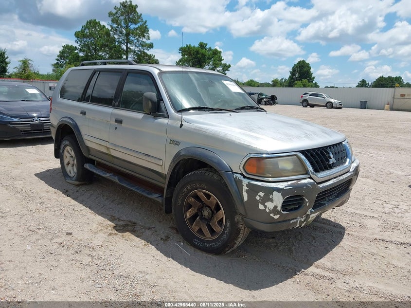 2002 Mitsubishi Montero Sport Xls