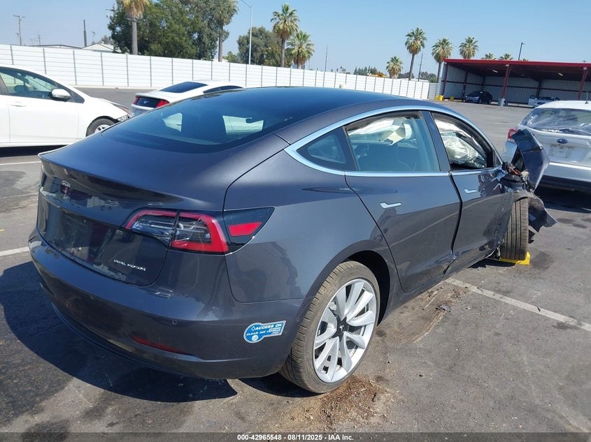 5YJ3E1EB7JF069060 2018 Tesla Model 3 Long Range performance Grey