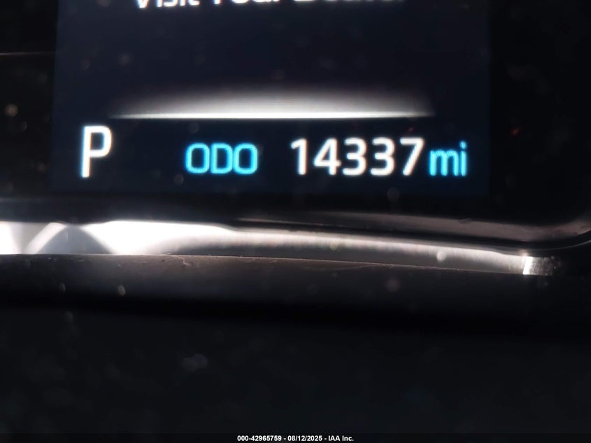 2024 TOYOTA SIENNA LE 5TDKSKFC8RS25D694