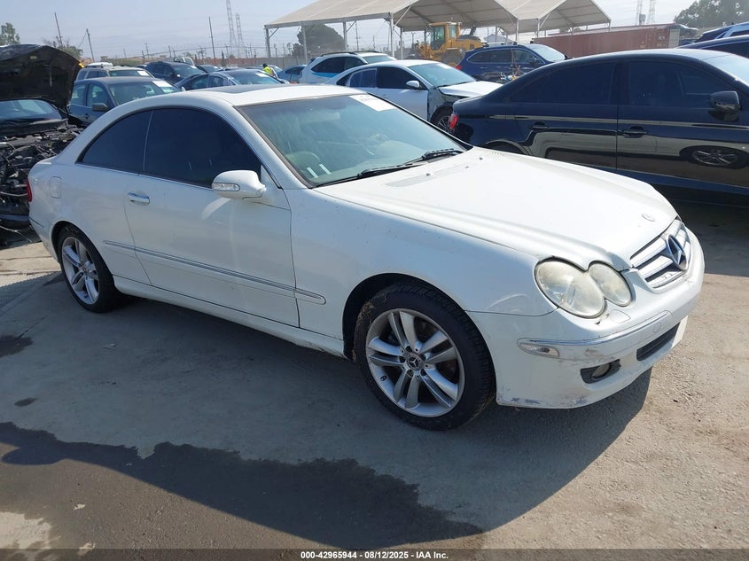WDBTJ56H48F240924 2008 Mercedes-Benz Clk 350 auction photo 1
