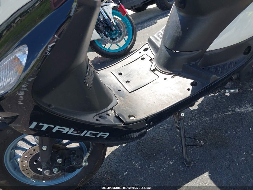 VIN: HZ2TABGF3R1006920 2024 TAZH MOPED