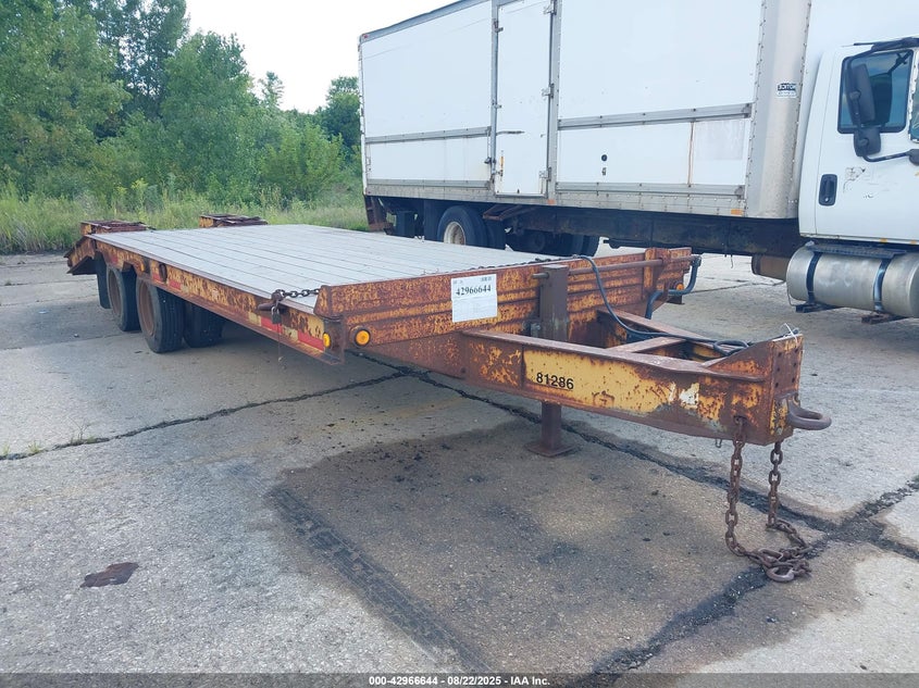 16JF01825X1033303 1999 Trailer Unknown auction photo 1