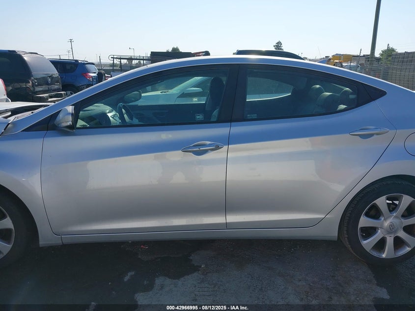 2013 HYUNDAI ELANTRA LIMITED - 5NPDH4AE0DH411676