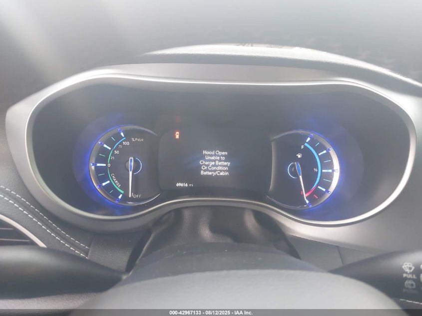 2022 Chrysler Pacifica Hybrid Touring L VIN: 2C4RC1L71NR173830 Lot: 42967133
