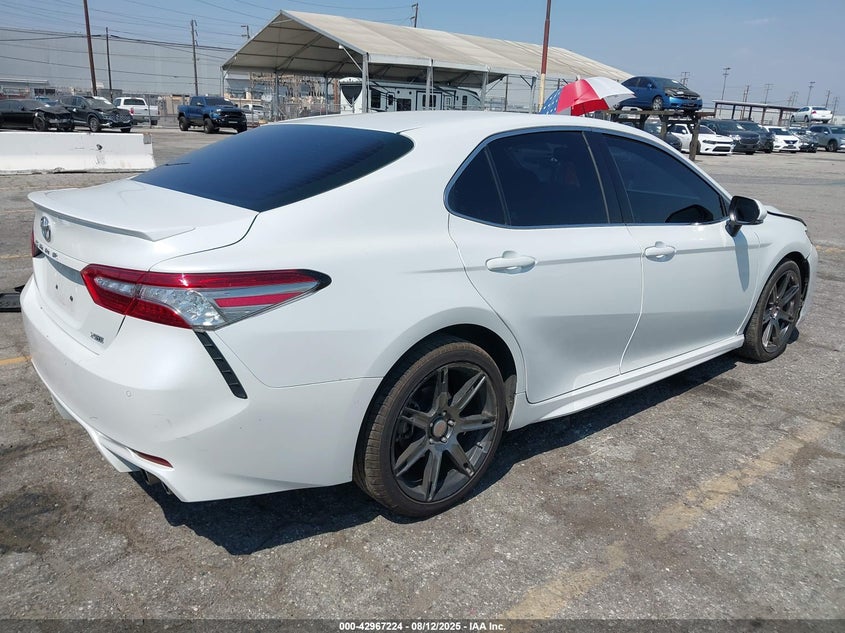 2018 TOYOTA CAMRY XSE - 4T1B61HK0JU078495
