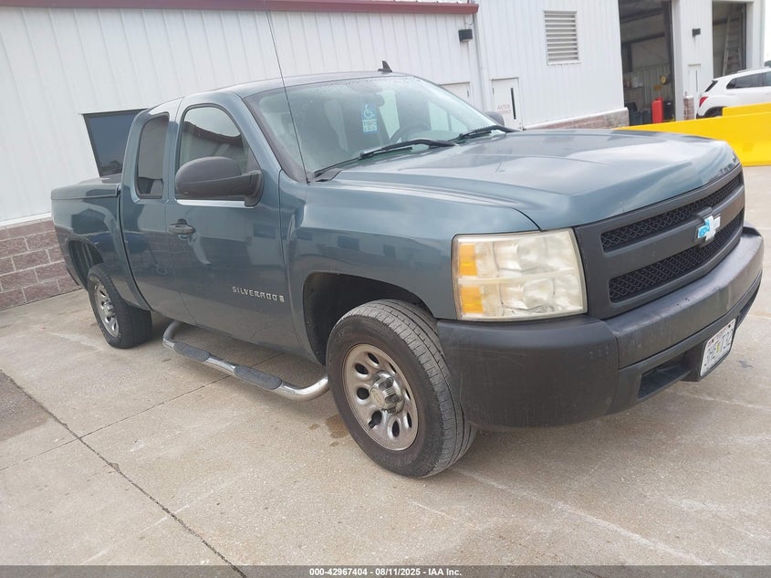 1GCEC19X68Z194253 2008 Chevrolet Silverado C1500 auction photo 1