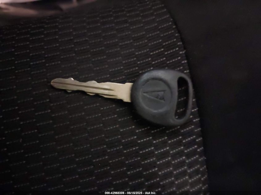 2006 Pontiac Torrent VIN: 2CKDL63F966077132 Lot: 42968306