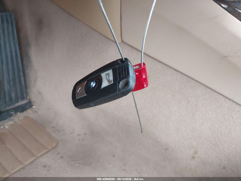 2006 BMW 325I VIN: WBAVB13586KX65612 Lot: 42968558