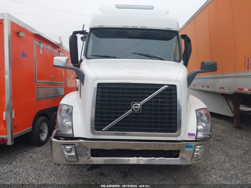 2015 Volvo Vn Vnl VIN: 4V4NC9EH0FN185120 Lot: 42968909