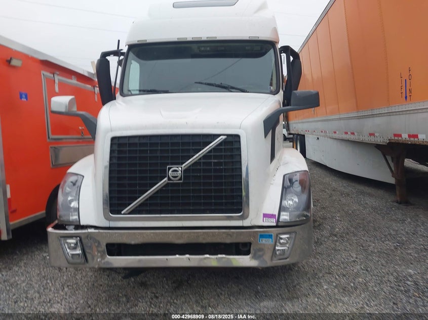 2015 Volvo Vn Vnl VIN: 4V4NC9EH0FN185120 Lot: 42968909