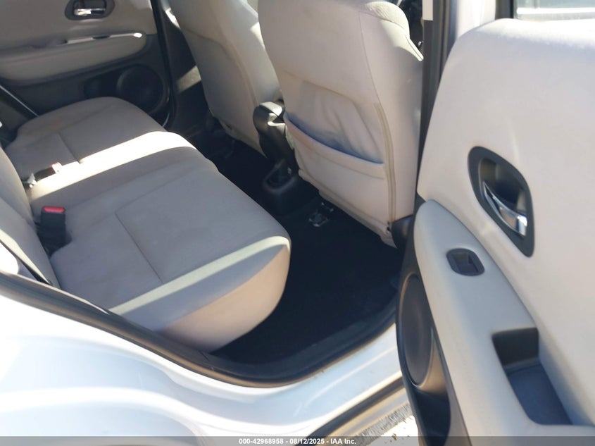 2017 HONDA HR-V LX - 3CZRU6H37HM721643