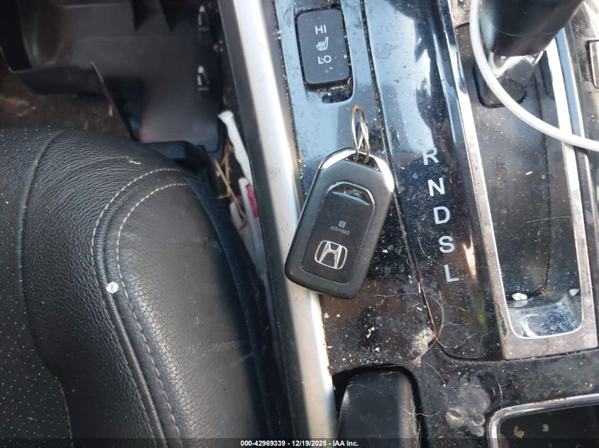 2017 Honda Accord Ex-L VIN: 1HGCR2F86HA040022 Lot: 42969339