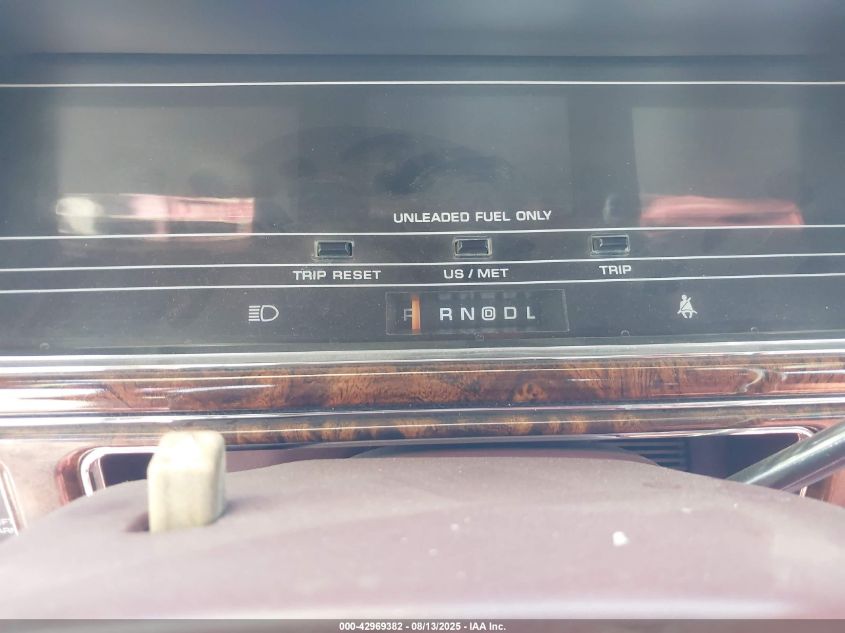 1990 Chrysler New Yorker Fifth Avenue VIN: 1C3XY66R3LD704517 Lot: 42969382