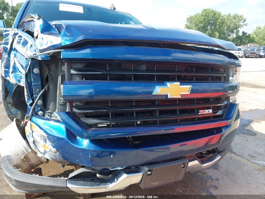 2017 Chevrolet Silverado 1500 2Lt VIN: 3GCUKREC7HG372123 Lot: 42969810