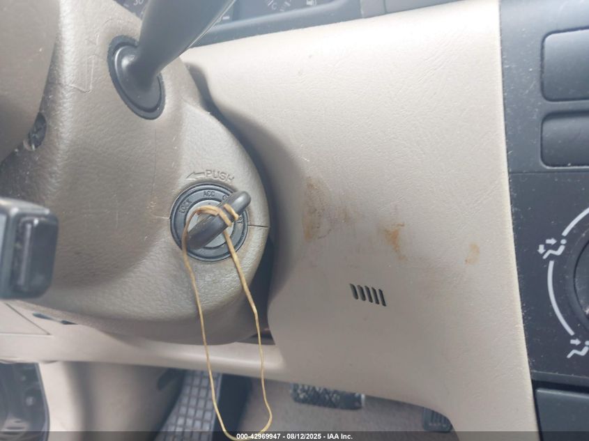 2008 Toyota Corolla Ce VIN: 1NXBR32EX8Z975467 Lot: 42969947