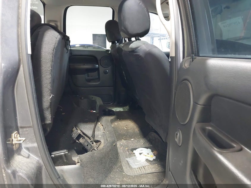 2004 Dodge Ram 1500 Slt/Laramie VIN: 1D7HA18N54S672450 Lot: 42970210