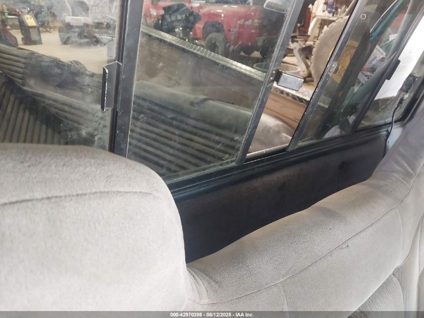 1996 Ford F150 VIN: 2FTEF14H1TCA70467 Lot: 42970398