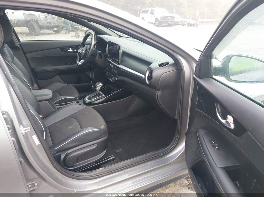 3KPF54AD6RE724610 2024 KIA FORTE photo no. 5