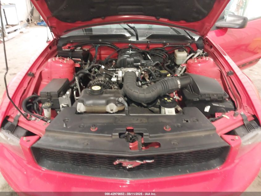 2008 Ford Mustang V6 Deluxe/V6 Premium VIN: 1ZVHT80N985147112 Lot: 42970853