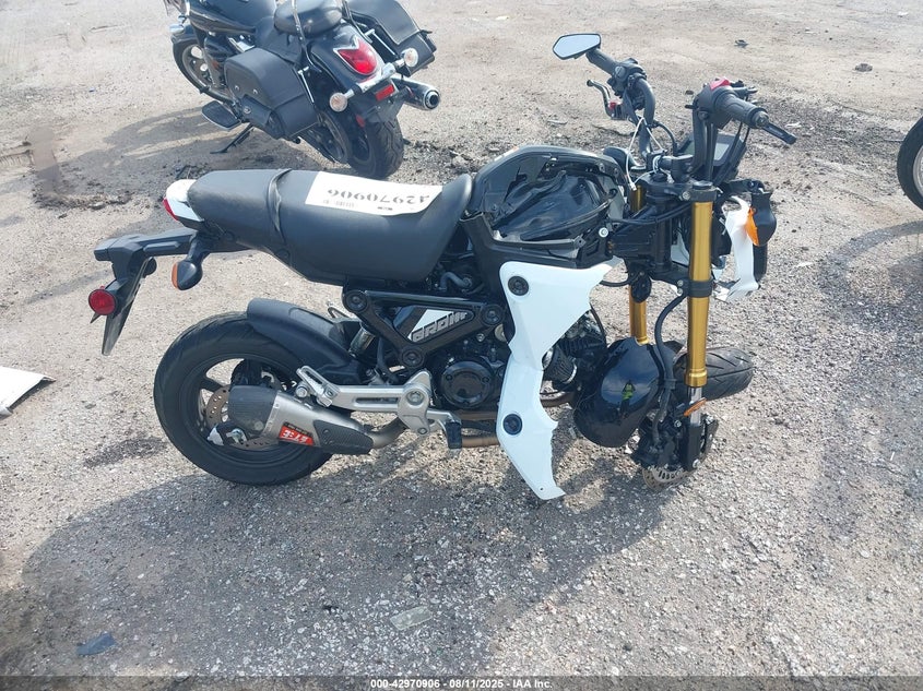 2024 Honda Grom 125 VIN: MLHJC9214R5205209 Lot: 42970906