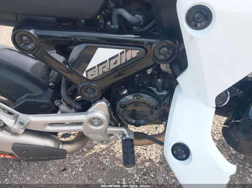 2024 Honda Grom 125 VIN: MLHJC9214R5205209 Lot: 42970906