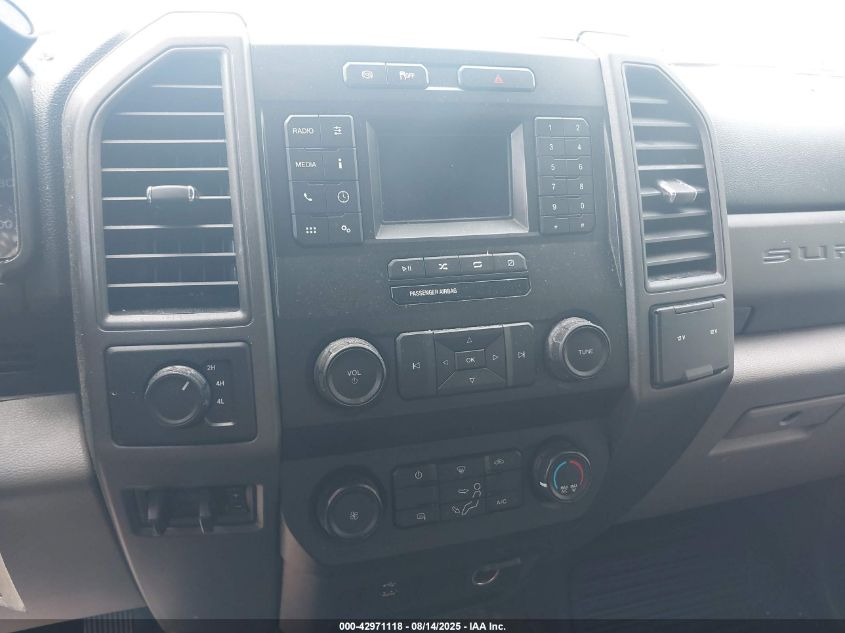 2020 Ford F-350 Chassis Xl VIN: 1FD8W3HT1LEE51054 Lot: 42971118