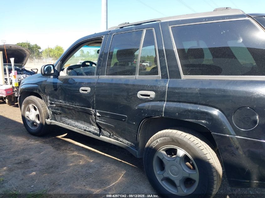 2007 Chevrolet Trailblazer Ls VIN: 1GNDS13S372194334 Lot: 42971342