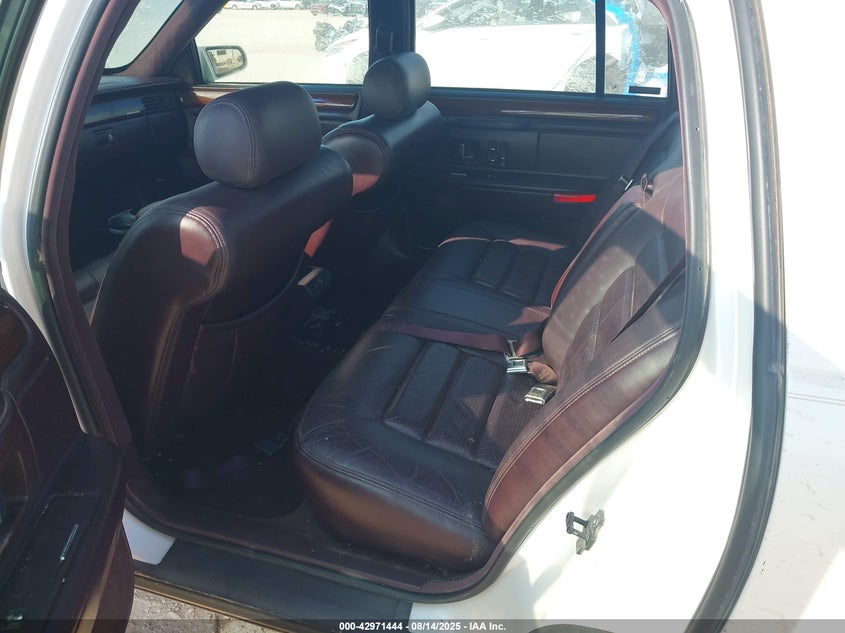 1996 Cadillac Deville Concours VIN: 1G6KF529XTU306820 Lot: 42971444