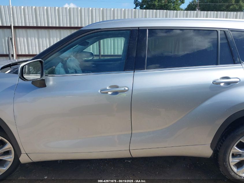 2025 Toyota Highlander - 5TDKDRAH9SS551145