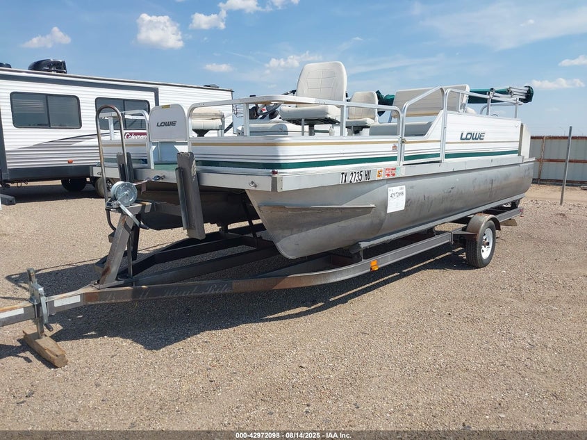 1996 Lowe Other white null null 0MCL747PB696 photo #3