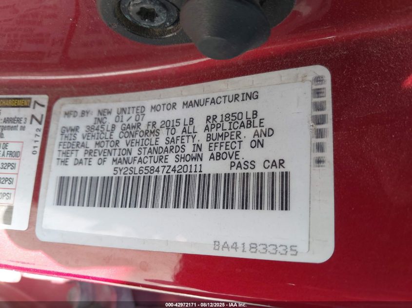 2007 Pontiac Vibe VIN: 5Y2SL65847Z420111 Lot: 42972171