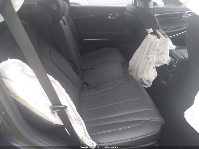 2025 Genesis GV80 - KMUHFESB4SU241629