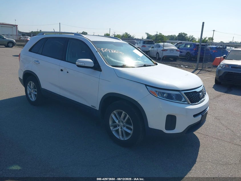 2015 KIA SORENTO LX V6 - 5XYKTDA75FG659696