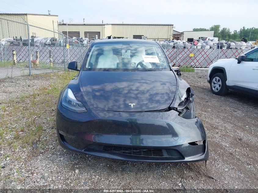 2024 Tesla Model Y Long Range Dual Motor All-Wheel Drive VIN: 7SAYGDEE2RF190864 Lot: 42973065
