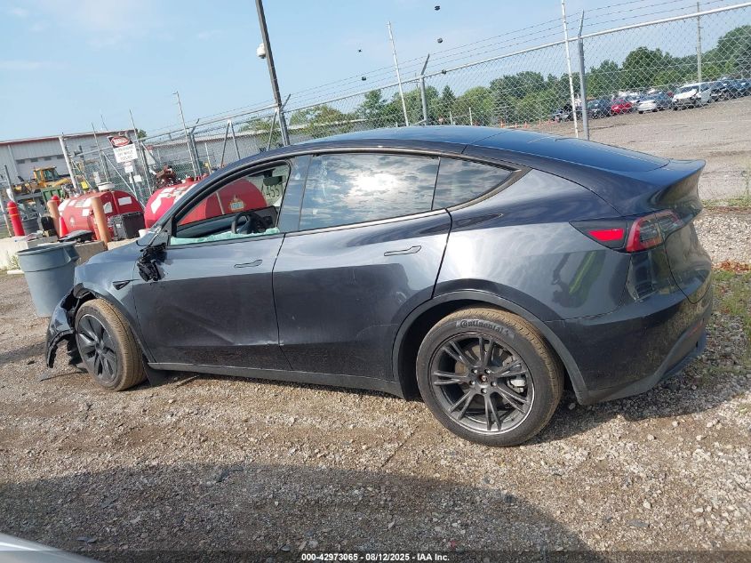 2024 Tesla Model Y Long Range Dual Motor All-Wheel Drive VIN: 7SAYGDEE2RF190864 Lot: 42973065