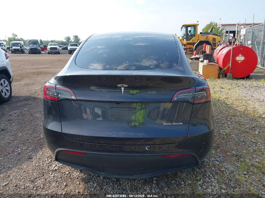 2024 Tesla Model Y Long Range Dual Motor All-Wheel Drive VIN: 7SAYGDEE2RF190864 Lot: 42973065
