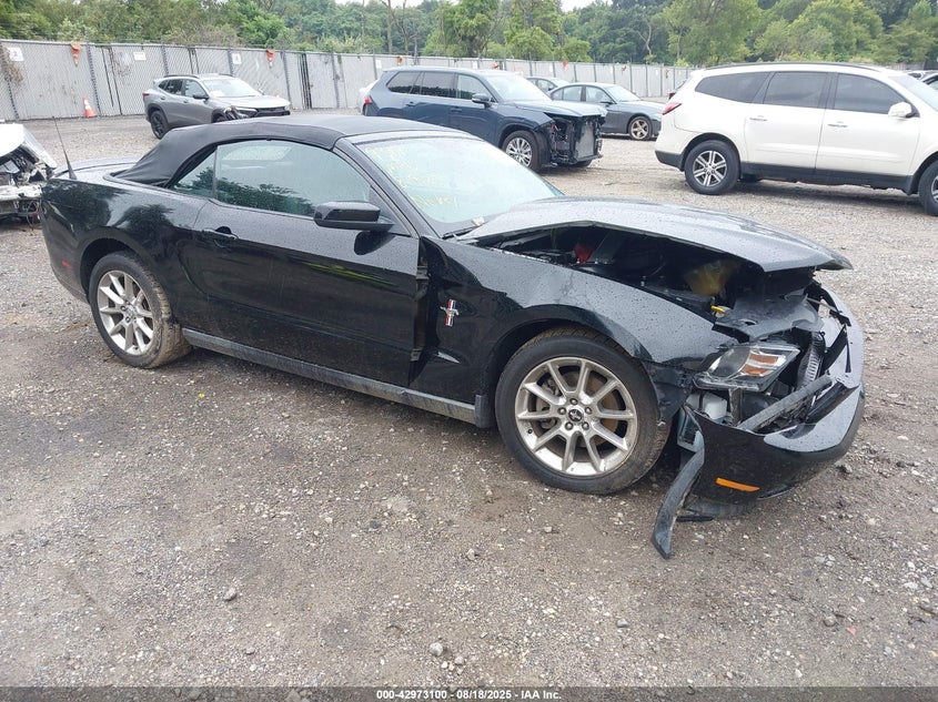 1ZVBP8EM3B5150735 2011 Ford Mustang V6 Premium auction photo 1