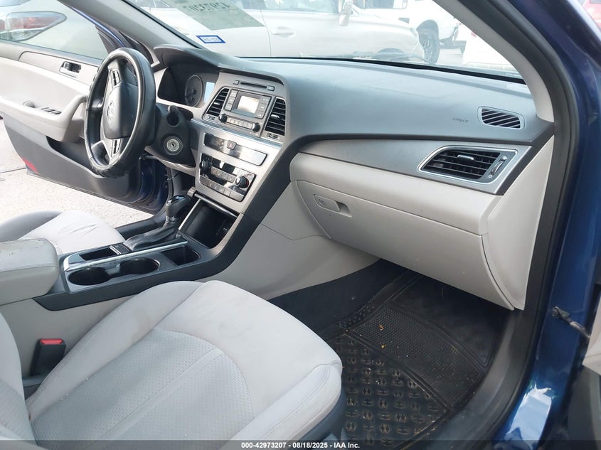 2015 HYUNDAI SONATA SE - 5NPE24AF9FH157743