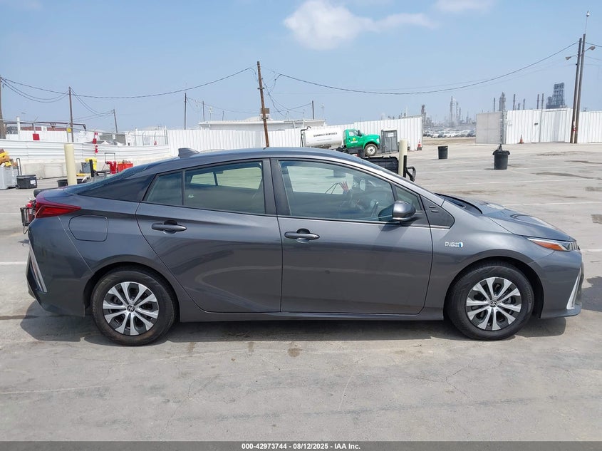 2021 TOYOTA PRIUS PRIME XLE - JTDKAMFP4M3194425
