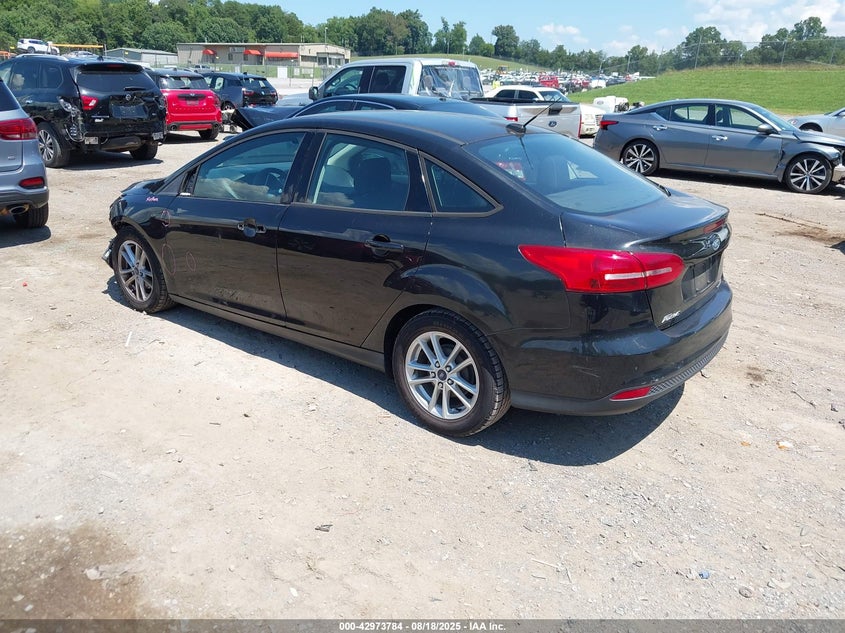 2015 FORD FOCUS SE - 1FADP3F20FL313697