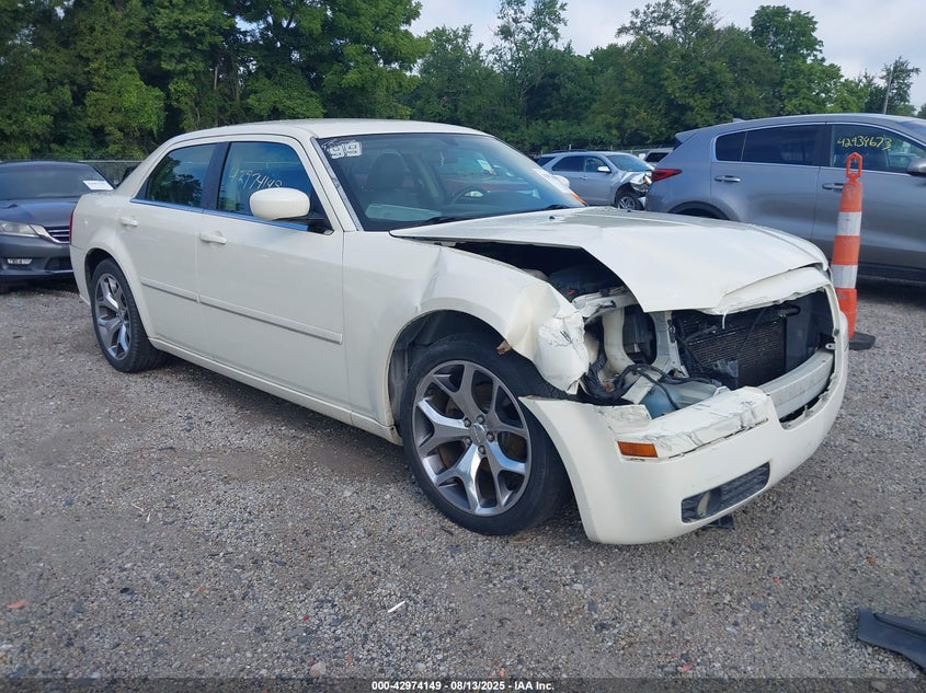 2C3AA53G45H131513 2005 Chrysler 300 Touring auction photo 1
