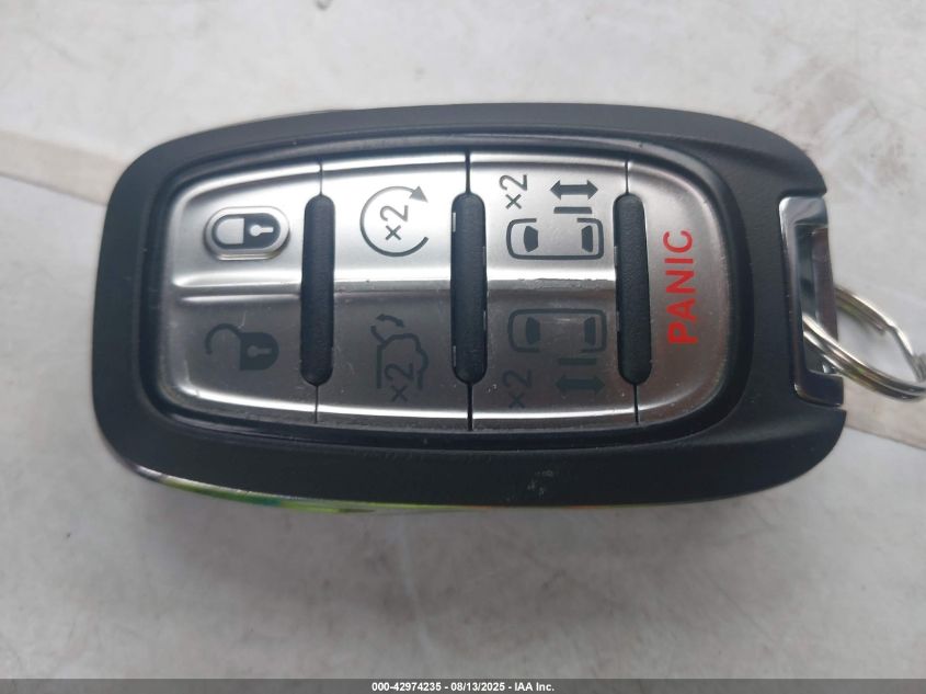 2025 Chrysler Pacifica - 2C4RC1BG8SR551400