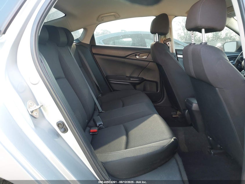 2019 Honda Civic 2.0 LX Silver Lot 111042974261 Vin 2HGFC2F62KH513369