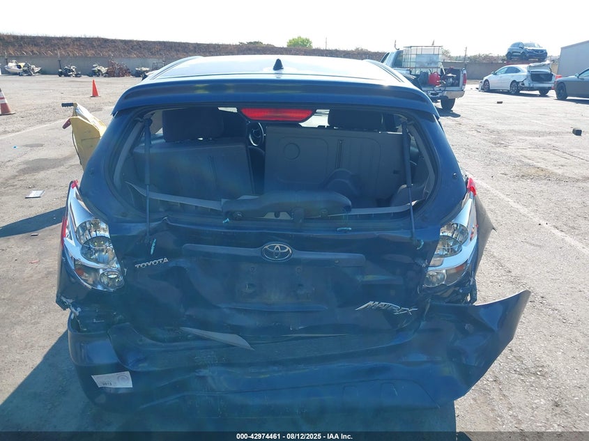 2T1KR32E03C057690 2003 TOYOTA MATRIX photo no. 6